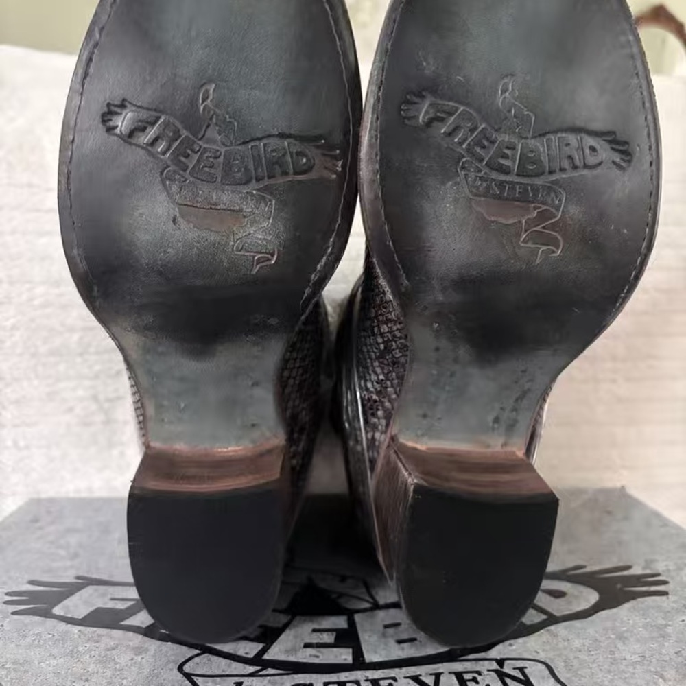 Freebird Snakeskin Pattern Ankle Booties - Picture 5 of 5